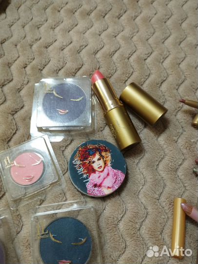 Набор косметики пакетом Фаберлик 22 позиции