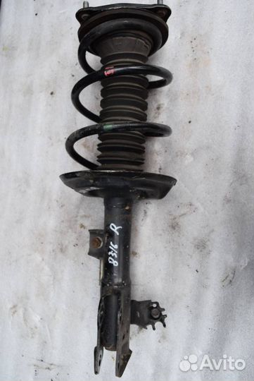 Амортизатор передний правый Toyota RAV4 5 (XA50)