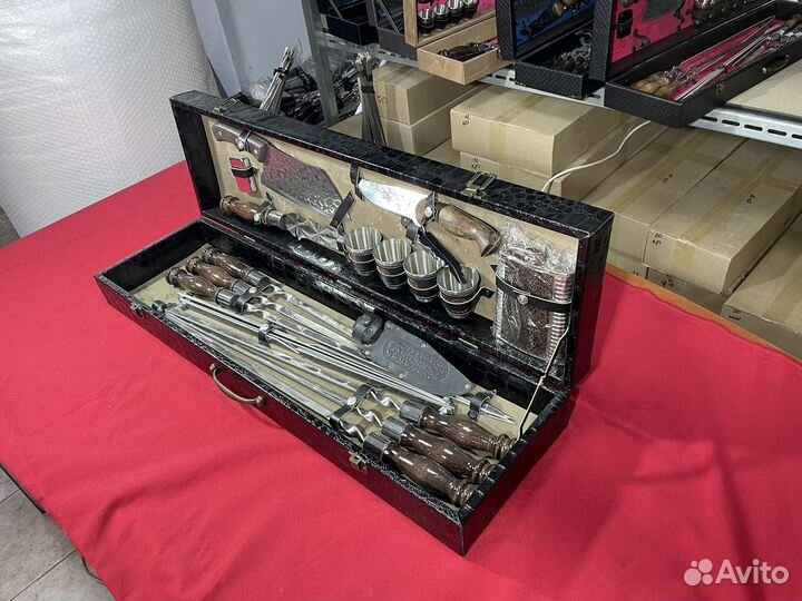 Шашлычный набор для пикника в чемодане