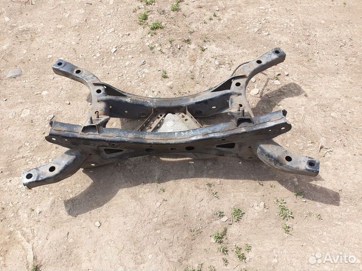 Подрамник задний Мазда 3 бм бн