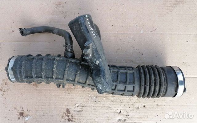 Патрубок воздушного фильтра Renault