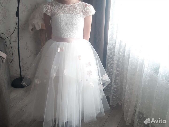 Нарядное платье для девочки