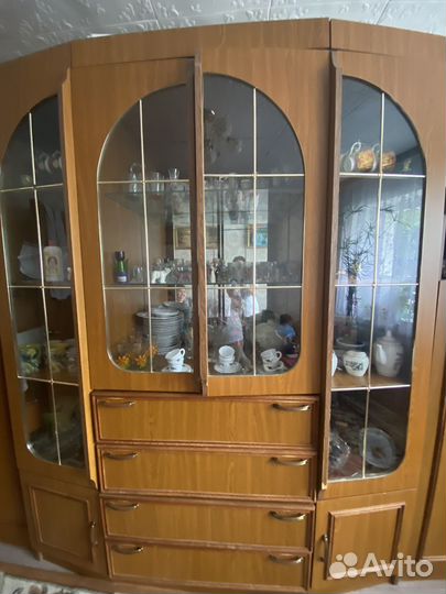 Продам стенку бу