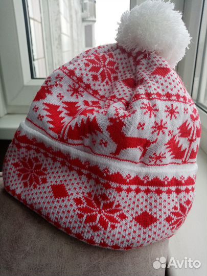 Шапка трикотажная женская новая и еще несколько