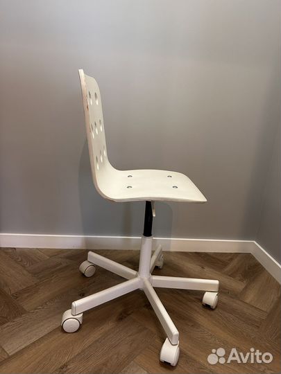 Стул школьника Юлес IKEA