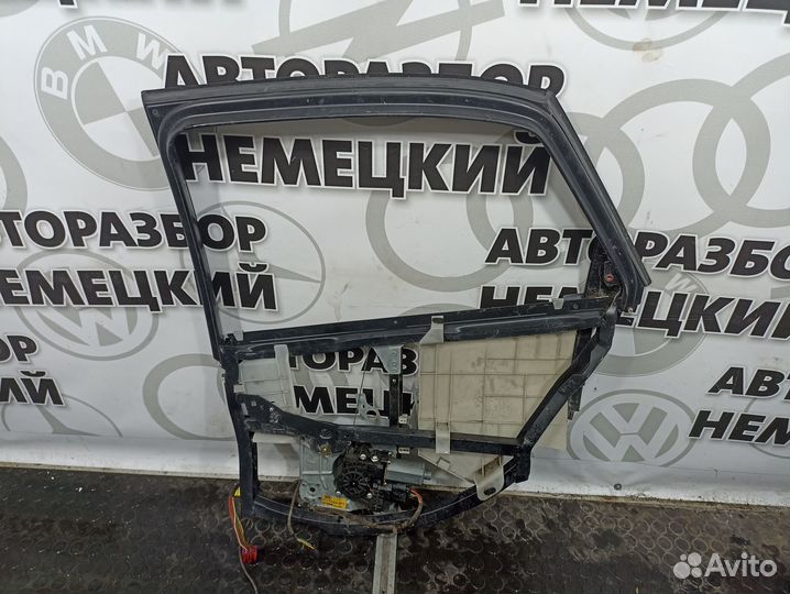 Стеклоподъемник задний правый Audi A4 B5