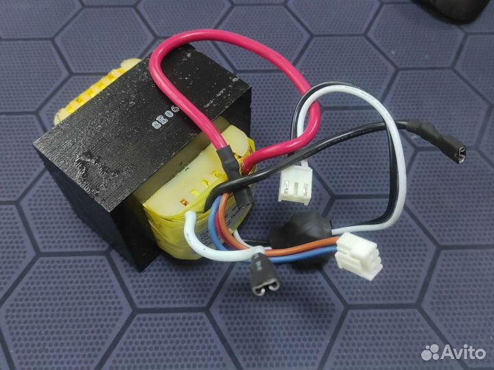 Понижающий трансформатор 220 12