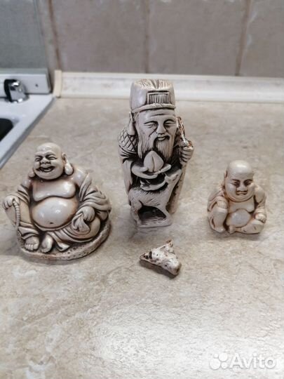 Статуэтка будды