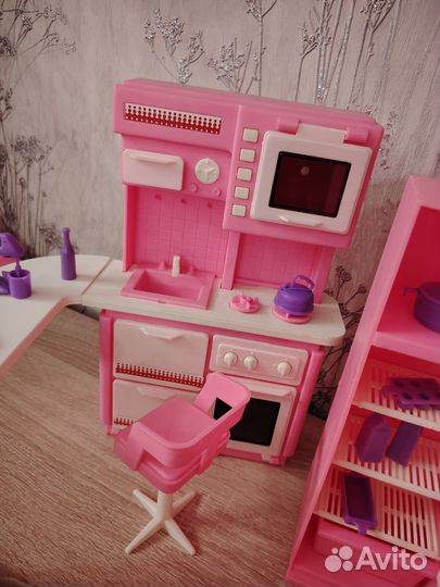 Мебель для кукол Барби новая