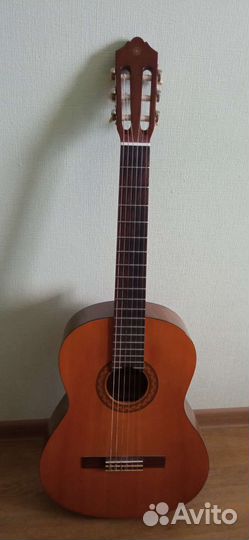 Акустическая гитара yamaha c40
