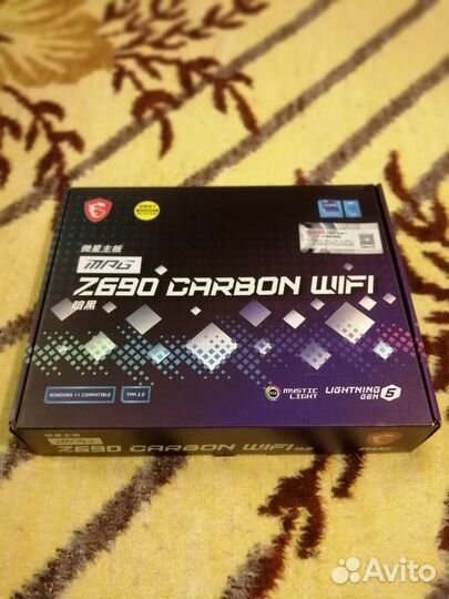 Материнская топ плата MSI MPG Z690 carbon wifi