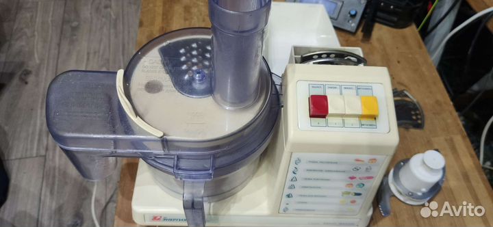 Кухонный комбайн