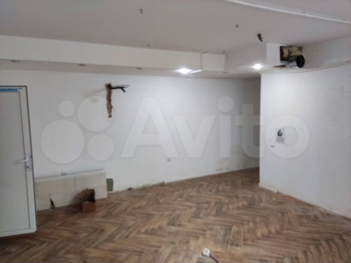 Торговая площадь, 98 м²