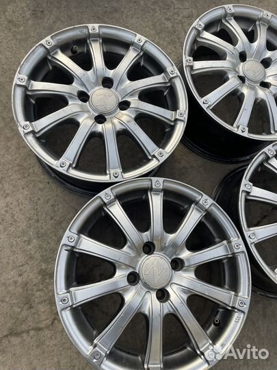 Литье диски r15 4x100 Zormer