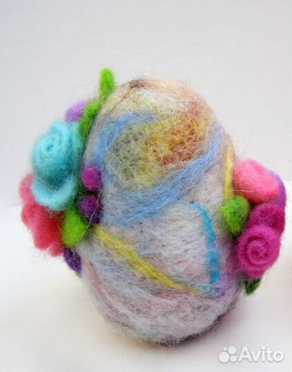 Яйцо валяное