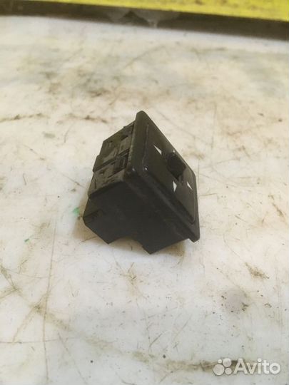 Блок управления зеркалами Kia Shuma