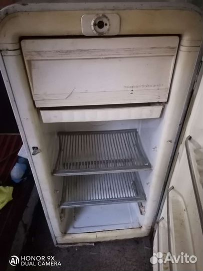 Холодильник бу