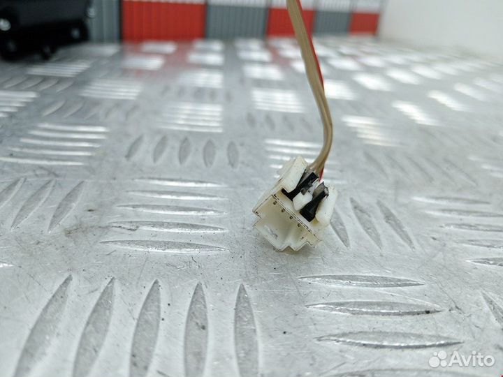 Джойстик управления мультимедиа Mercedes-Benz