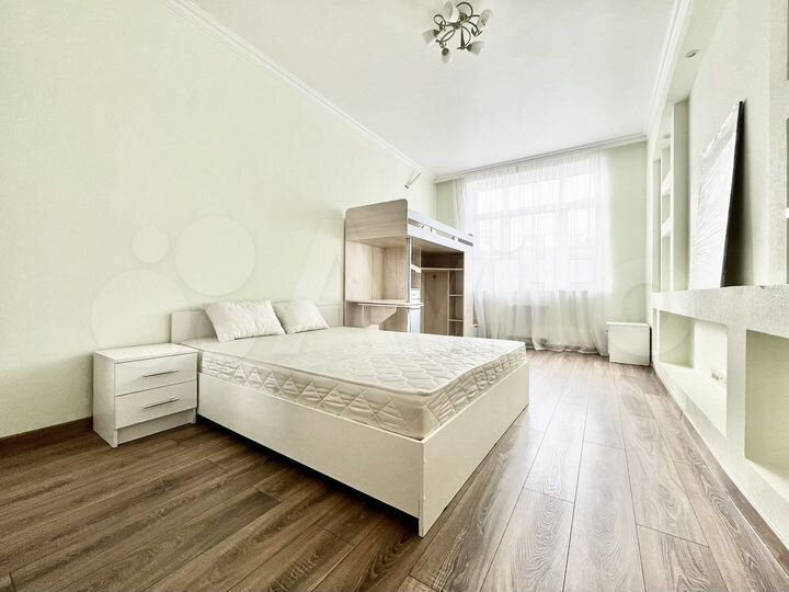 2-к. квартира, 67 м², 5/14 эт.