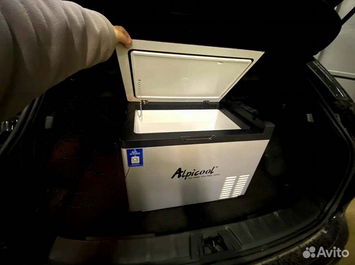 Холодильник для автомобиля