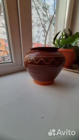 Глиняный горшок
