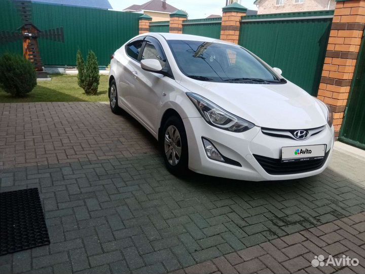 Hyundai Elantra, 2015