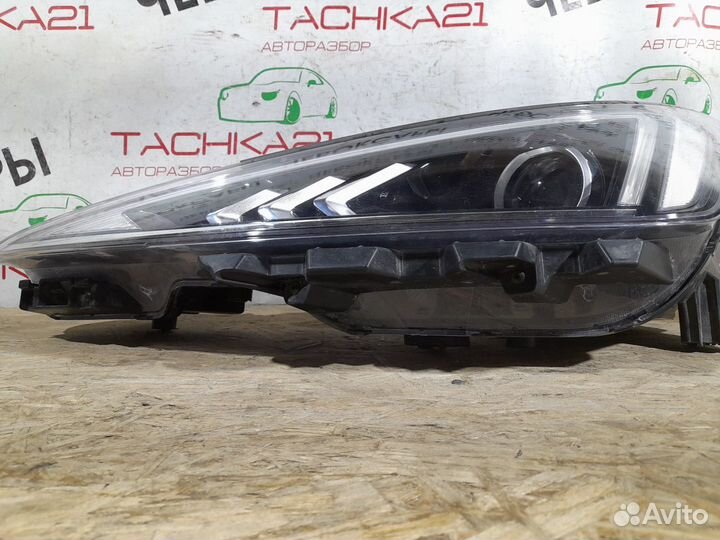 Фара левая Hyundai Elantra 6 (2018-2020)