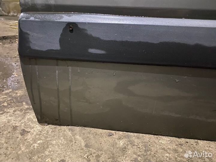 Дверь боковая передняя левая Volkswagen Passat B3