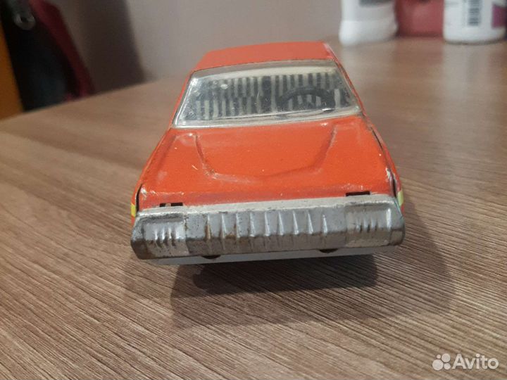 Коллекционная машинка