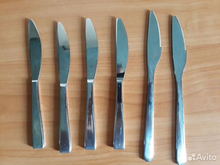 Столовые ножи.17 штук. Цена за всё