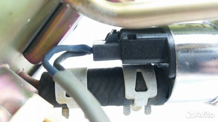 Топливный насос Mazda 626 GE FS 1992