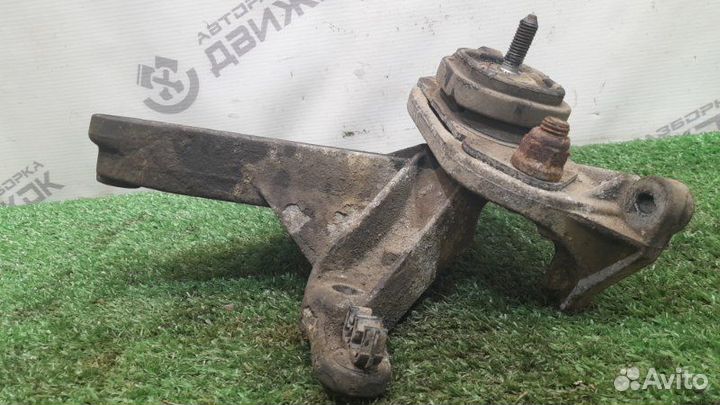 Опора (подушка) кпп Renault Megane 2 1.6 K4M 2004