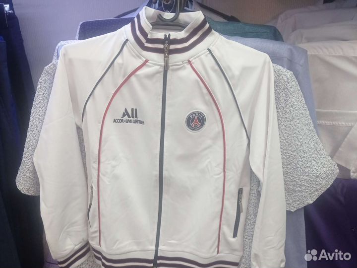 Спортивный костюм для мальчика 134