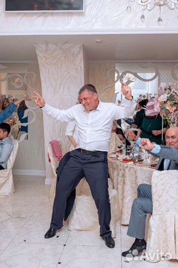 Ведущий и диджей на праздник