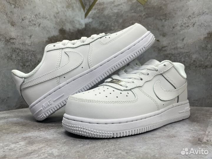 Кроссовки Nike air force 1