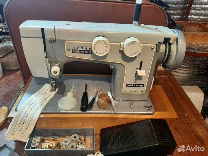 Швейная машина Чайка 3