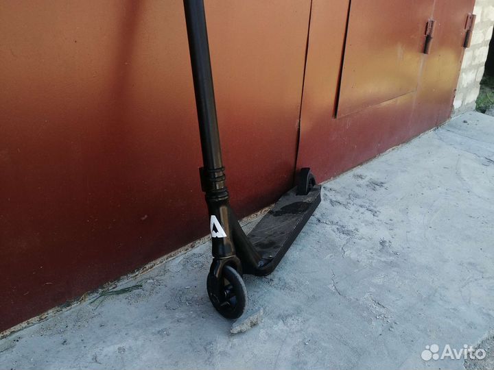 Трюковой самокат playshion