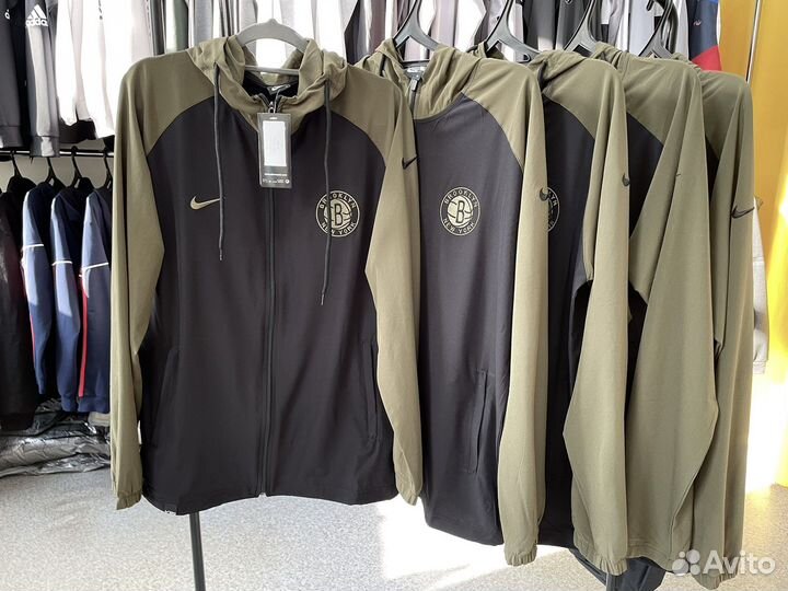 Спортивный костюм Nike