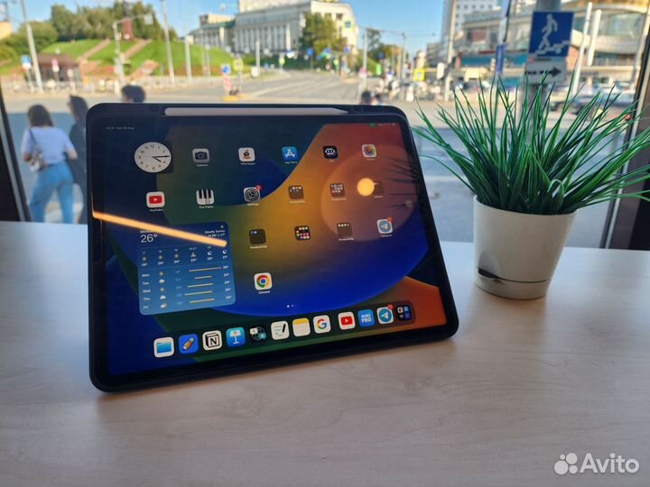 iPad pro 12.9 6th-generqtion