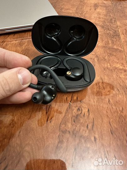 Беспроводные Bluetooth-наушники