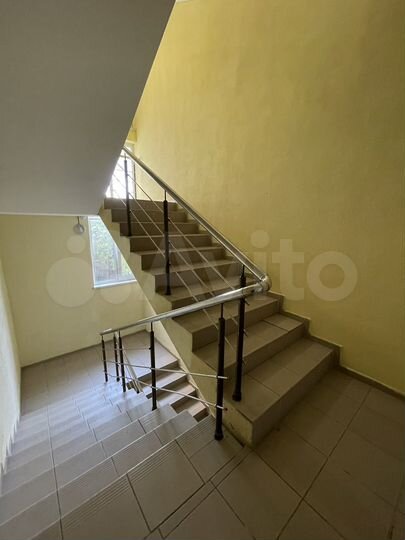 2-к. квартира, 67 м², 2/4 эт.