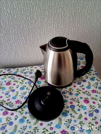 Чайник электрический новый