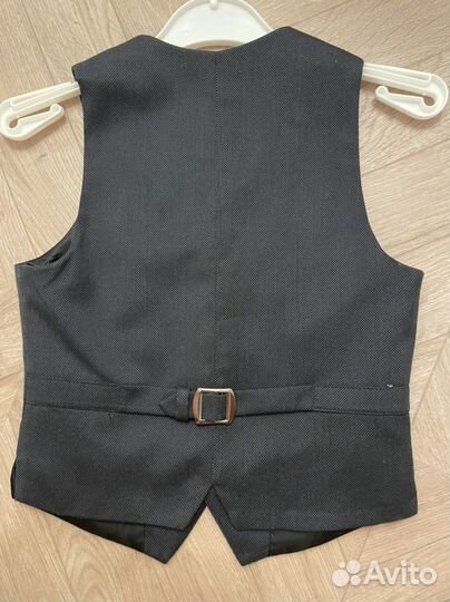 Жилетка для мальчика школьная 122
