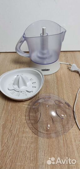 Соковыжималка для цитрусовых Hermes