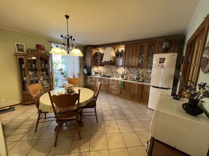 4-к. квартира, 236,5 м², 5/5 эт.