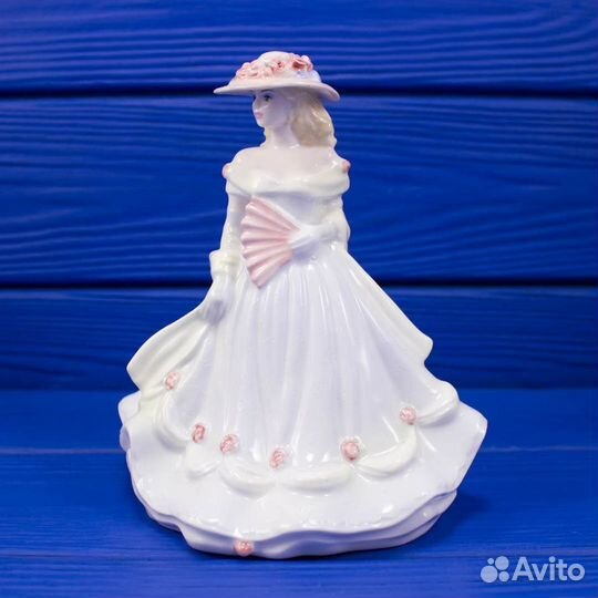 Комплект или поштучно статуэток из Англии