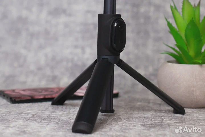 Трипод Xiaomi Mi Selfie Stick