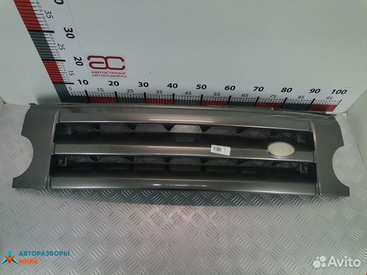 Решетка радиатора Land Rover Discovery 3 2006