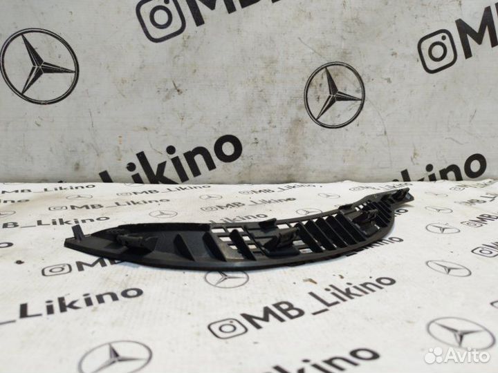 Накладка торпедо Mercedes S-Class W221