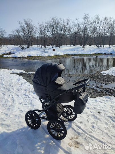 Коляска 2 в 1 эко кожа